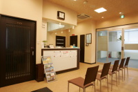 ��@�{�H��