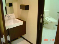 ���ʁE�g�C��